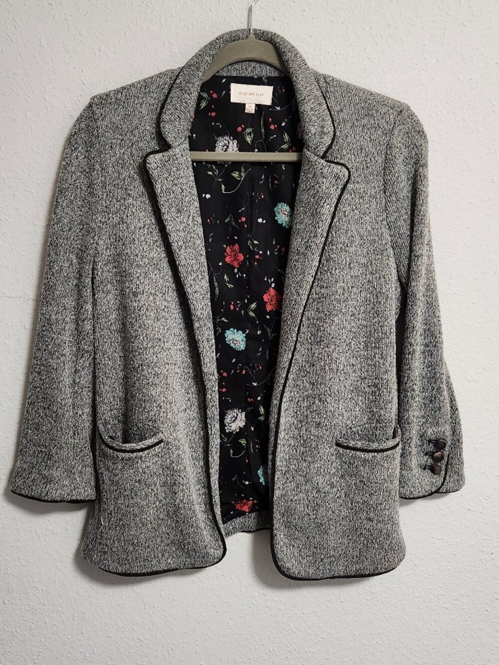 Skies Are Blue Alanna Textured Knit Blazer Heather Grey Black Floral Lining Medi